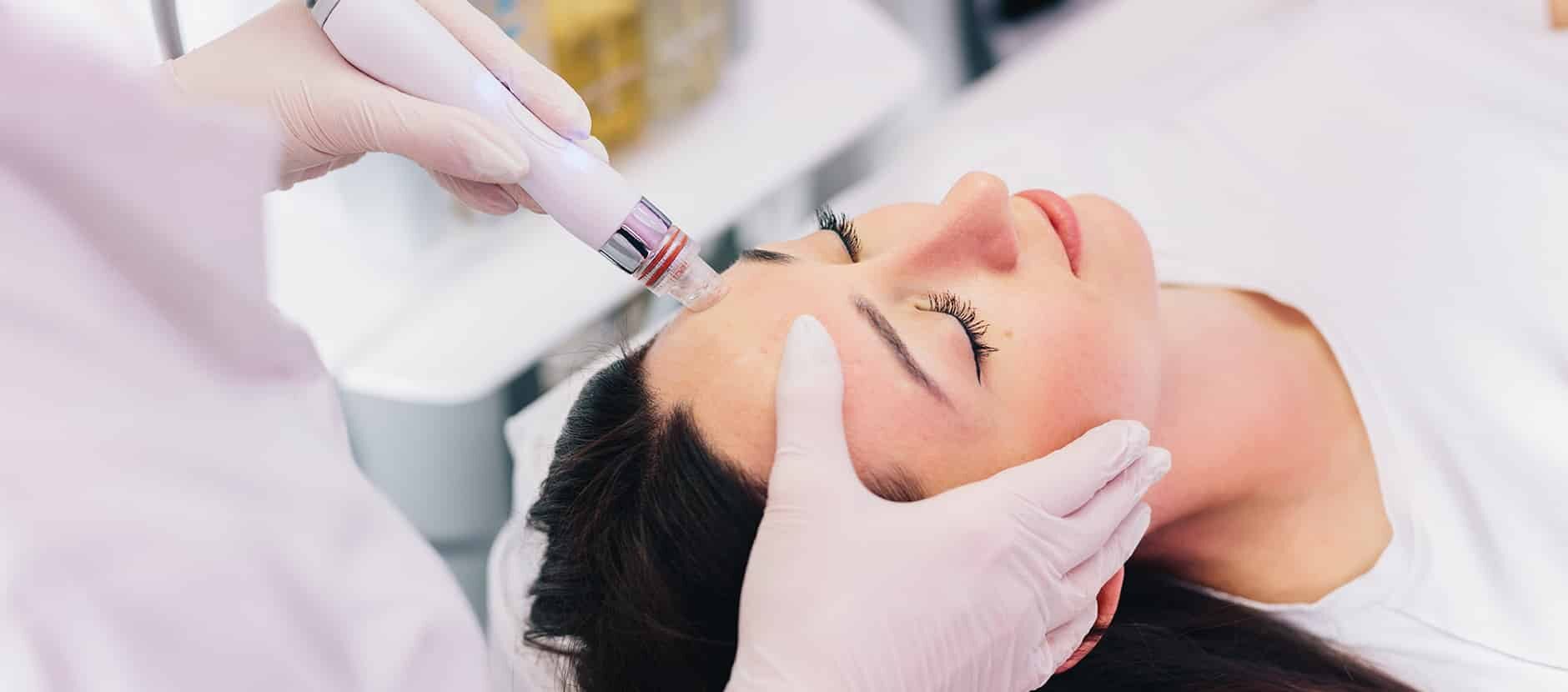 Appareil Hydrafacial et accessoires